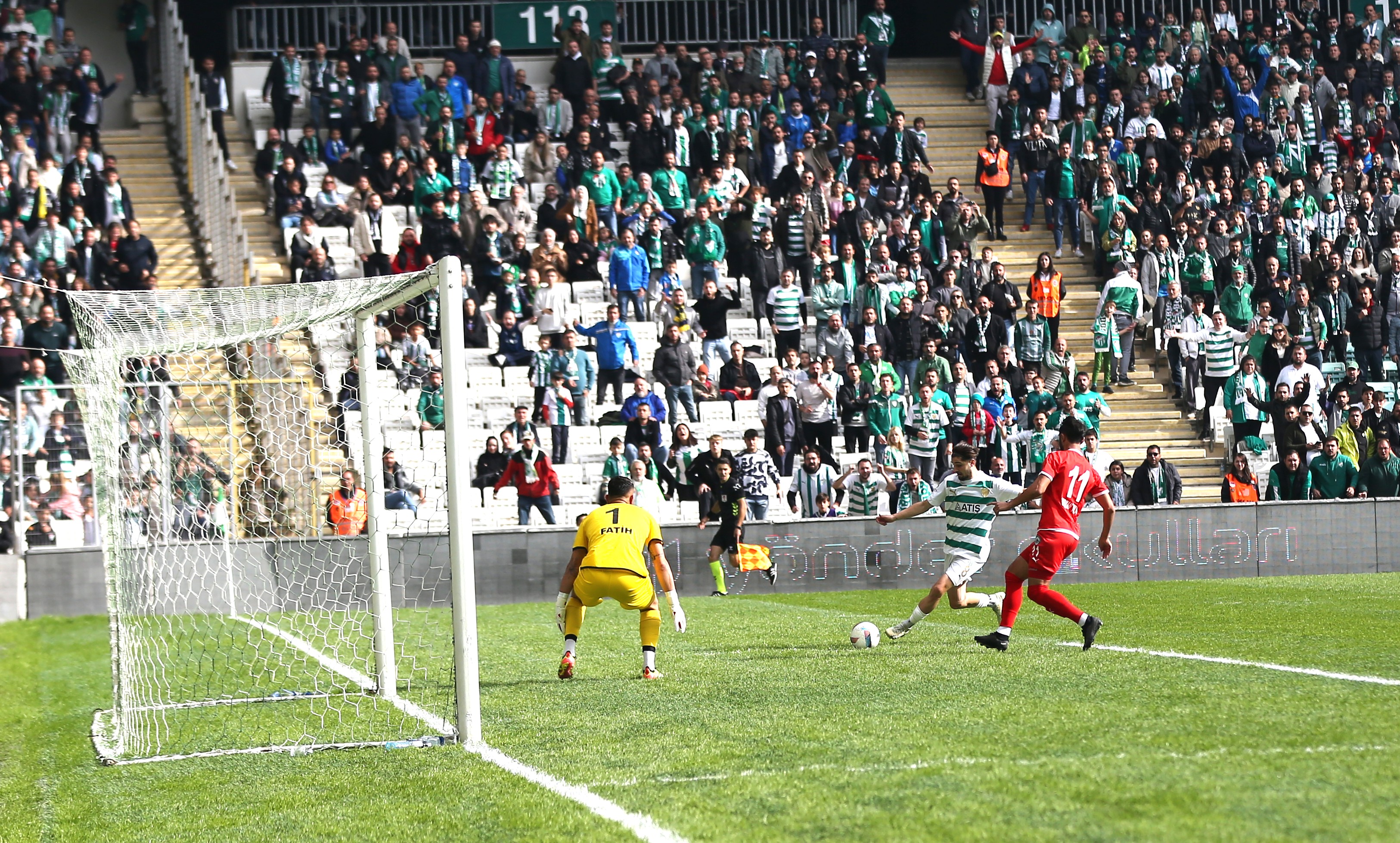 Bursaspor, Kuşadası'na fark attı liderlik koltuğunu kaptı