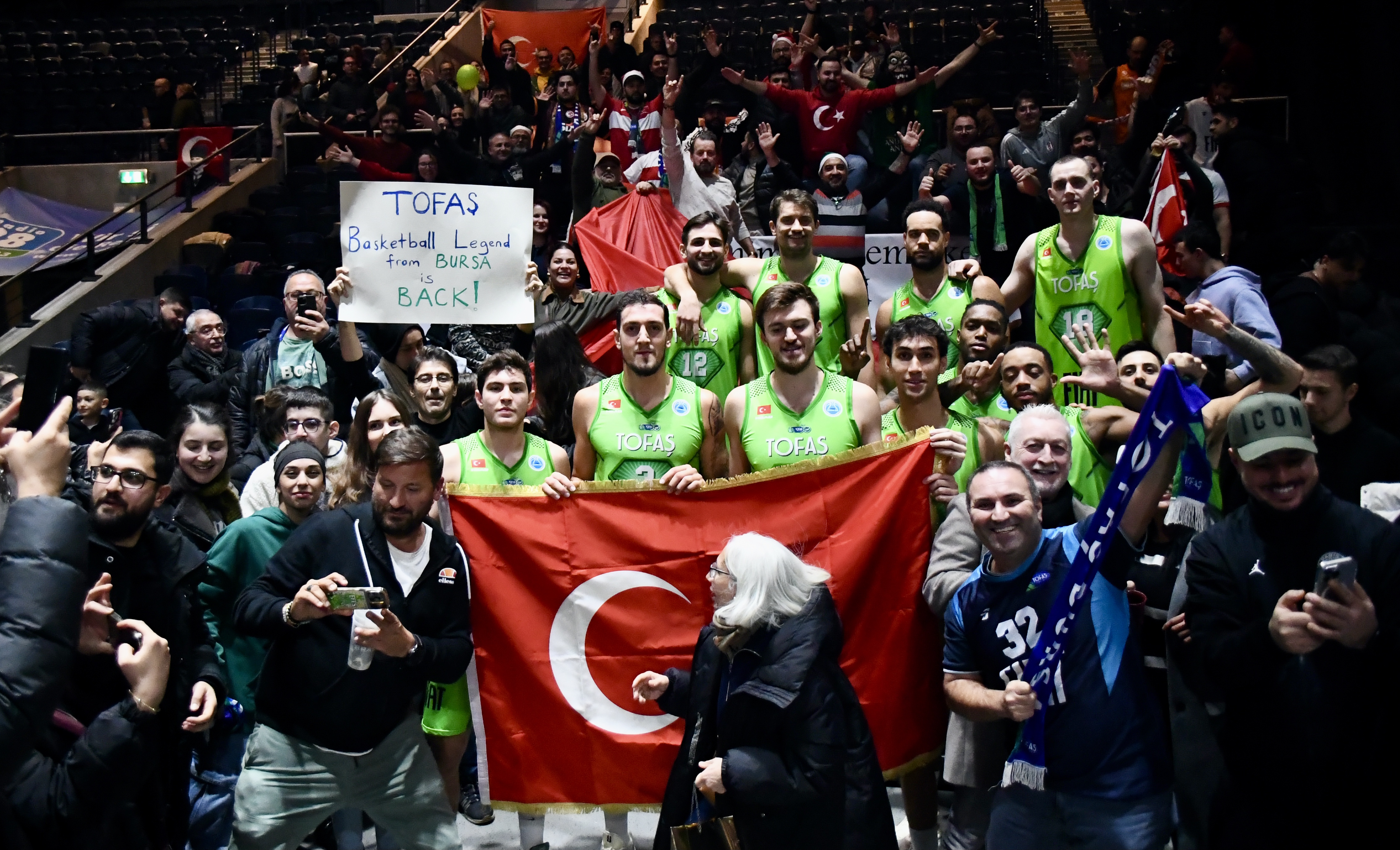 Tofaş yenilgisiz 2. turda