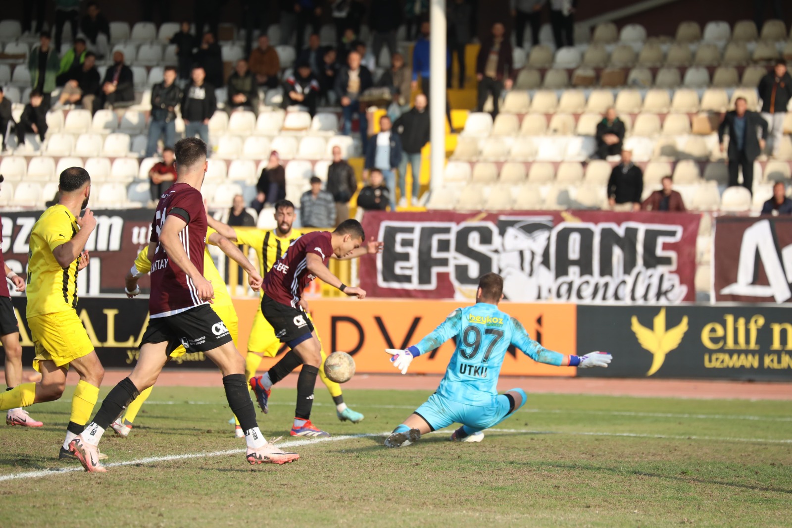 İnegölspor Ege'de puan aldı