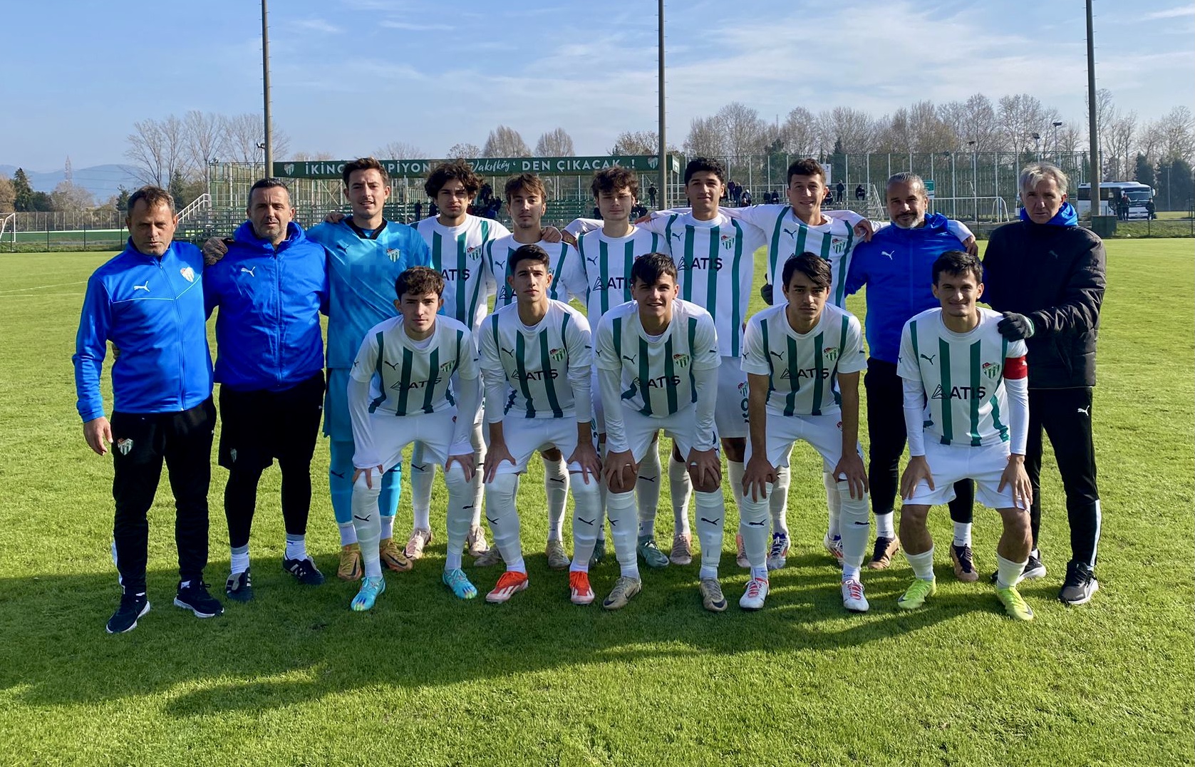 Bursaspor U19’dan takibe devam