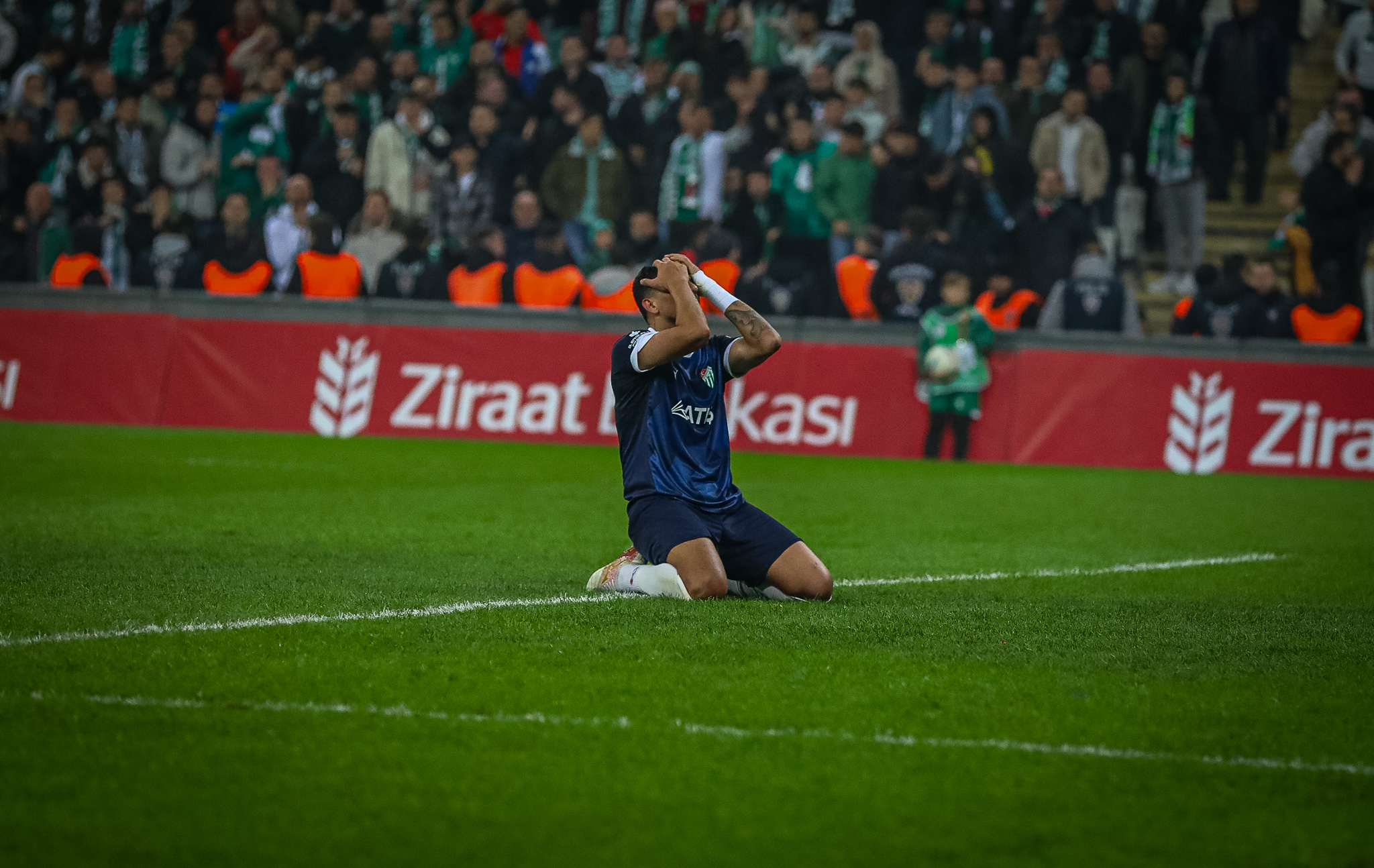 Bursaspor kupaya penaltılarla veda etti
