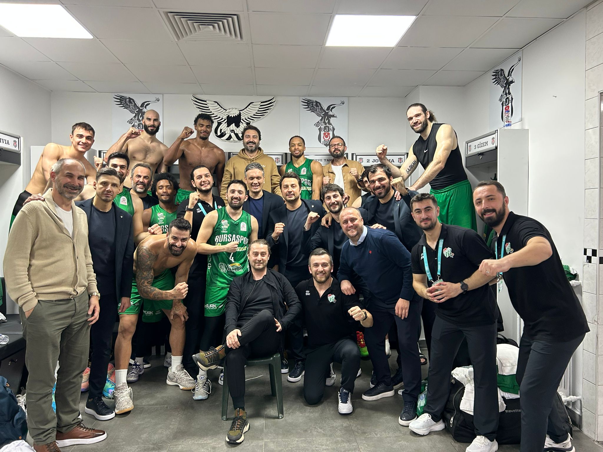Bursaspor Yörsan, Kartal'ın tüylerini yoldu