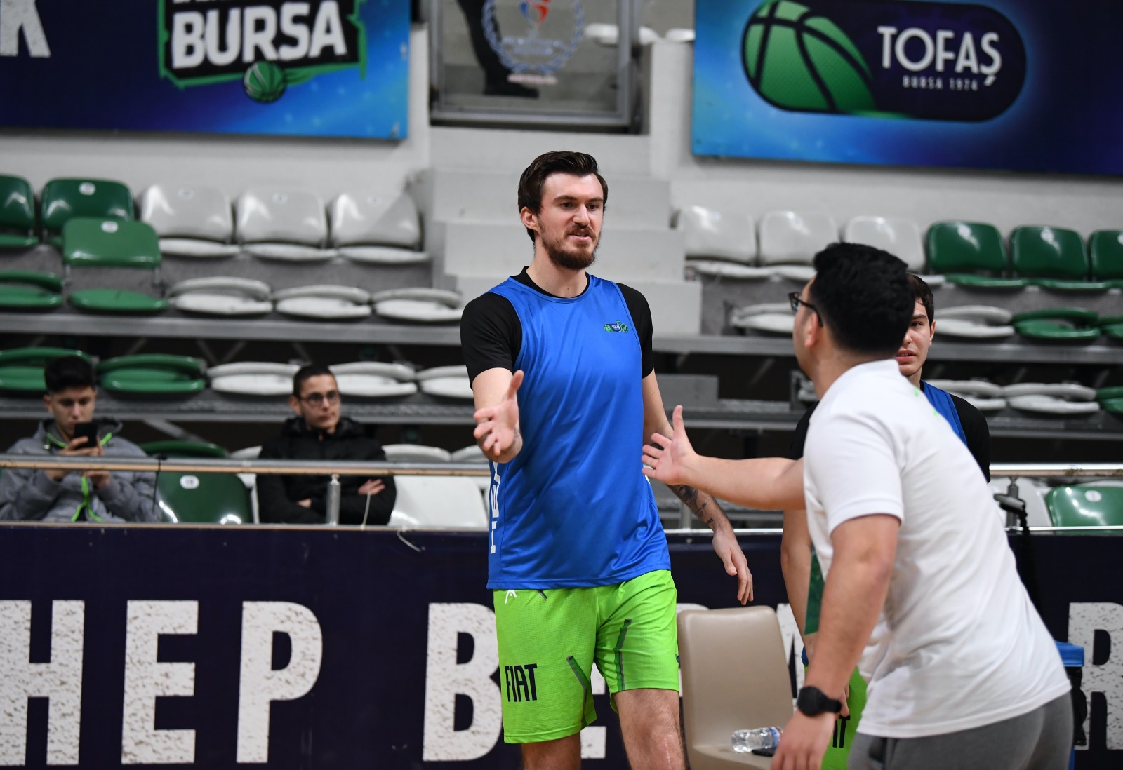 Tofaş’ta Tolga Geçim 4 hafta yok