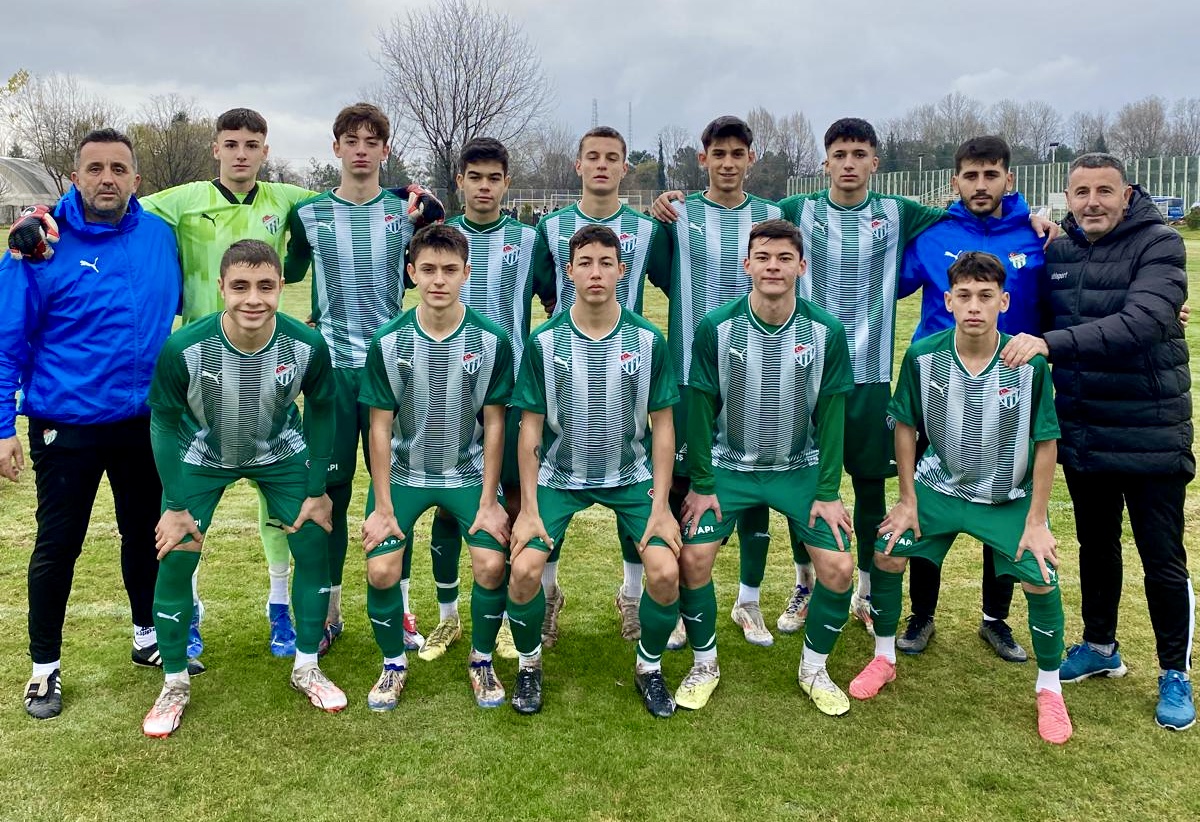 Bursaspor U16 çok farklı!