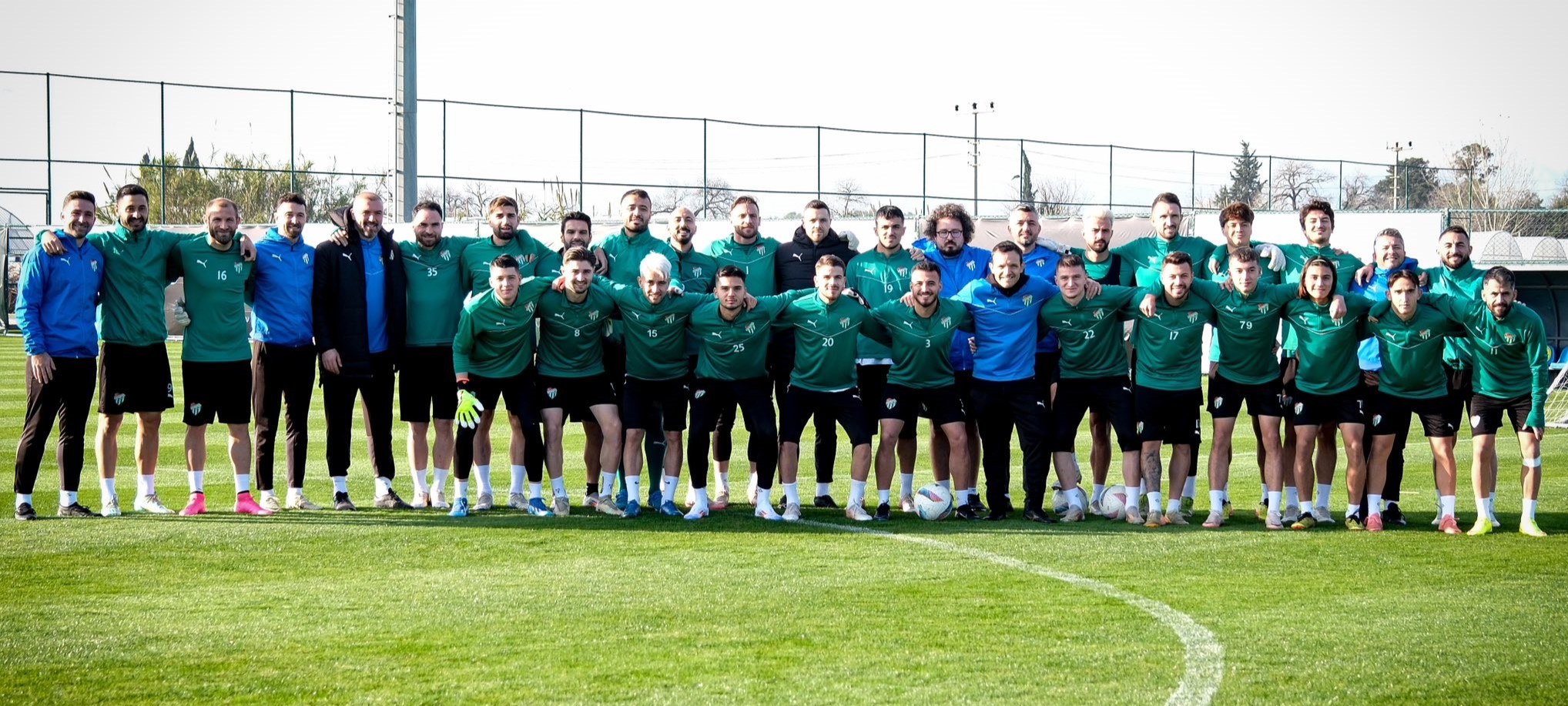 Bursaspor 26 oyuncuyla çalıştı