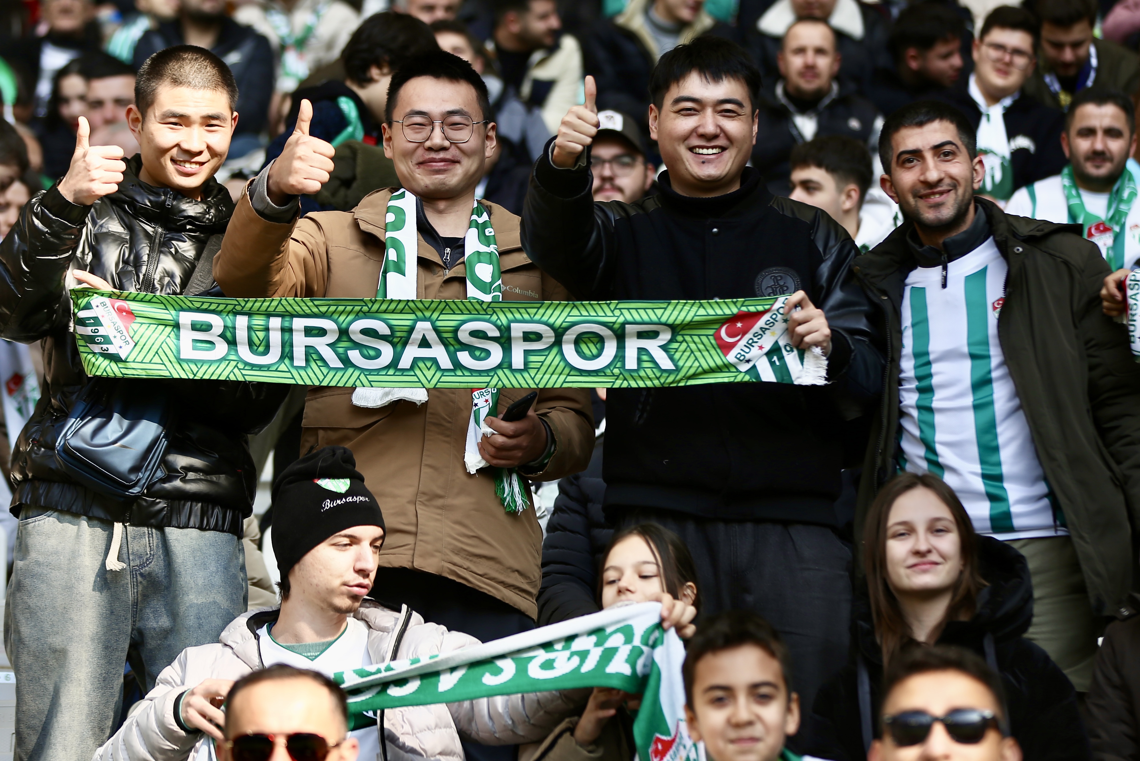 Bursaspor-Düzcespor maçı taraftar fotoğrafları...