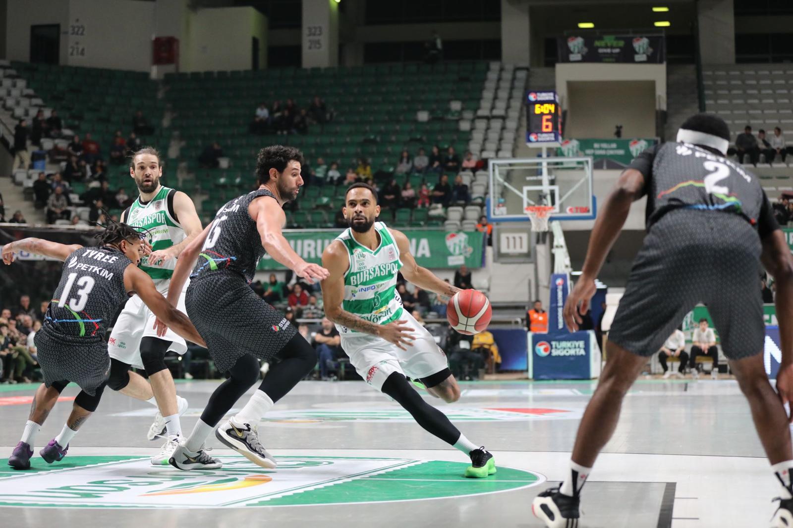 Bursaspor Yörsan’ın konuğu Manisa