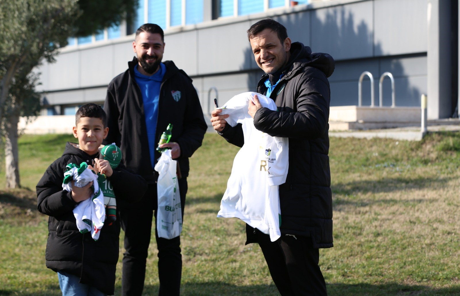 Arma aşkı mesafe tanımaz!  Gurbetten maça…
