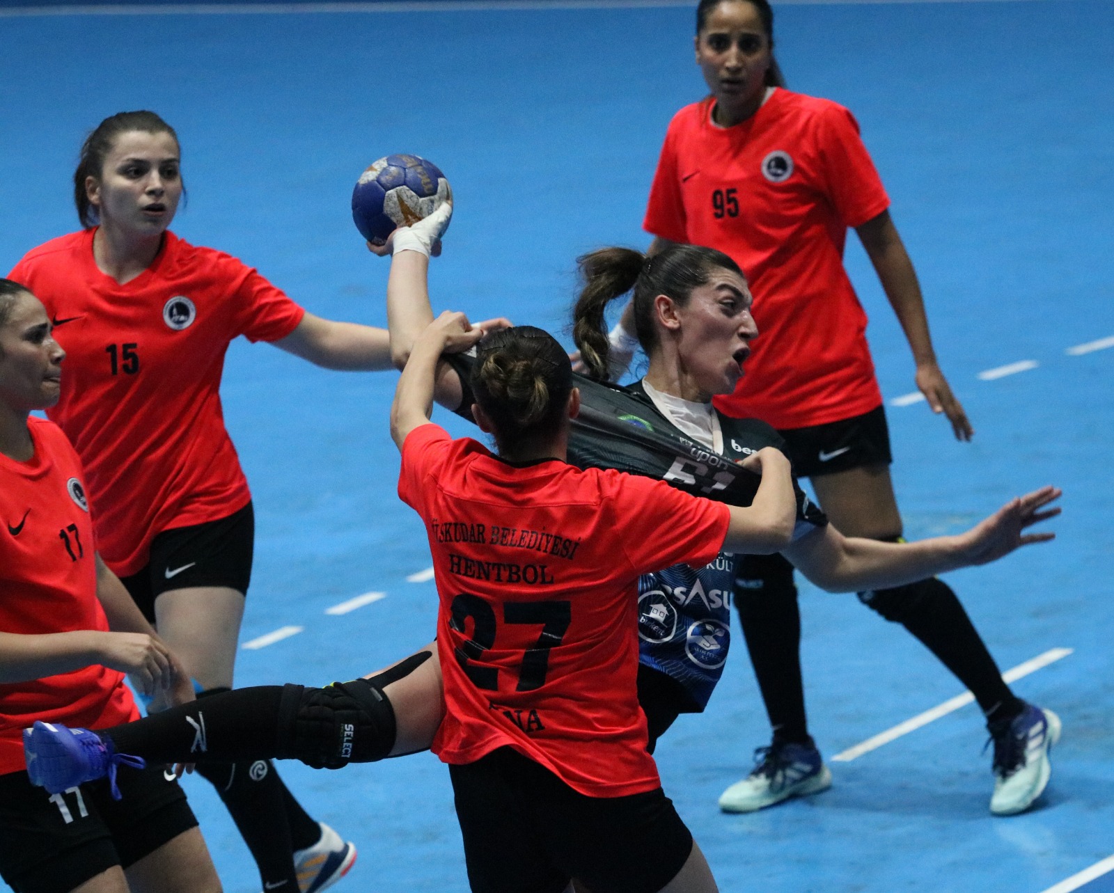 Büyükşehir kazanmaya devam