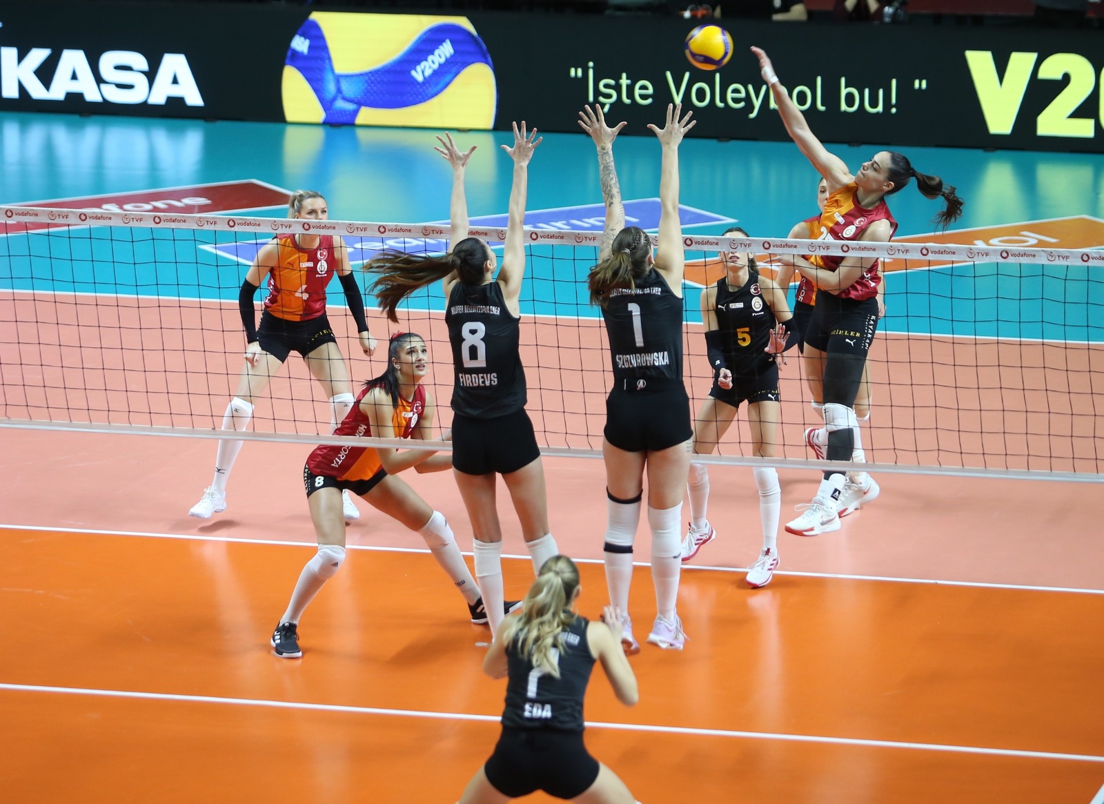 Nilüfer Belediye Aslan avında!