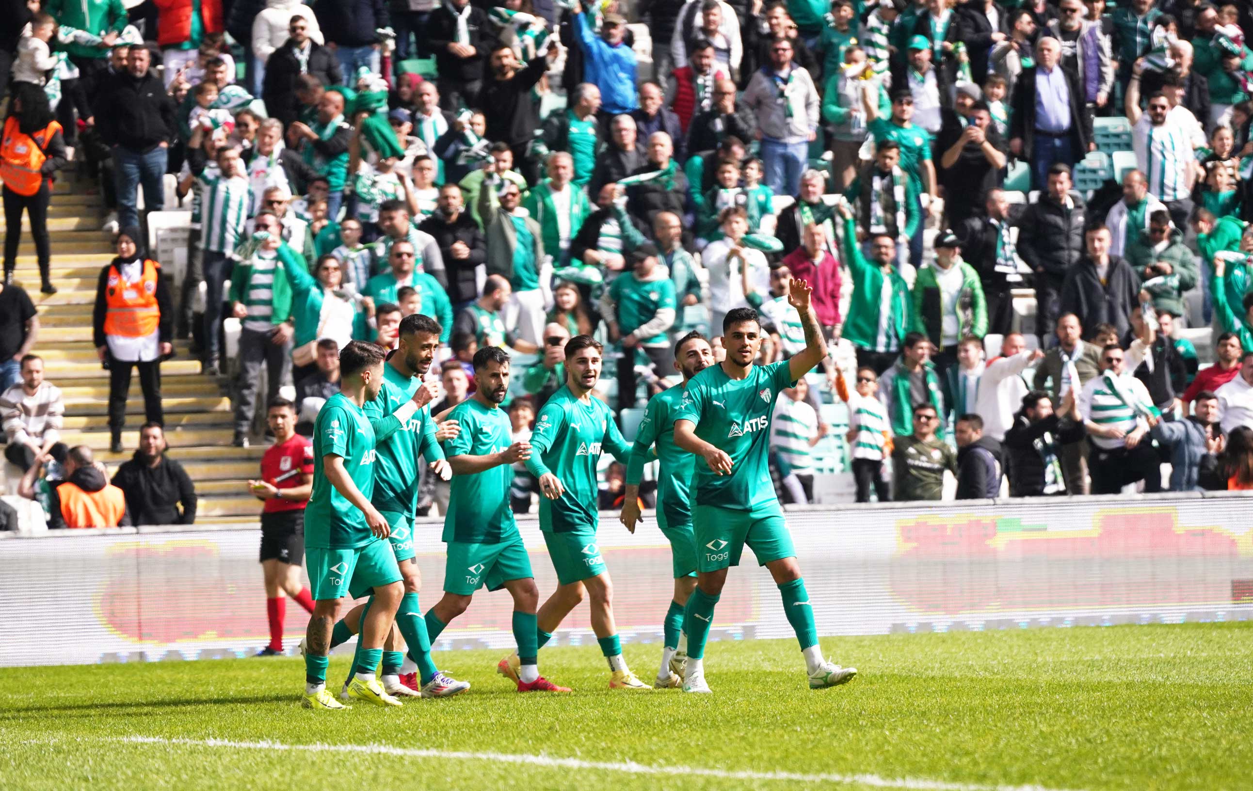 Bursaspor’un bu haftaki rakibi rahat kazandı