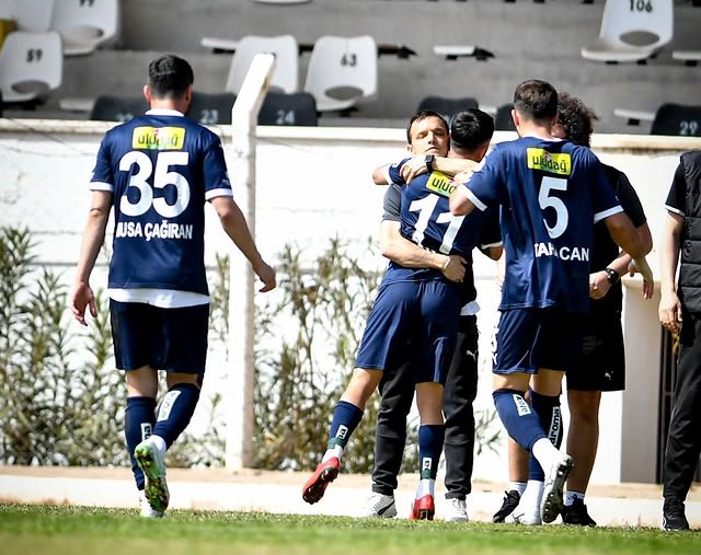 Bursaspor ‘cep’ten yemeye devam ediyor!