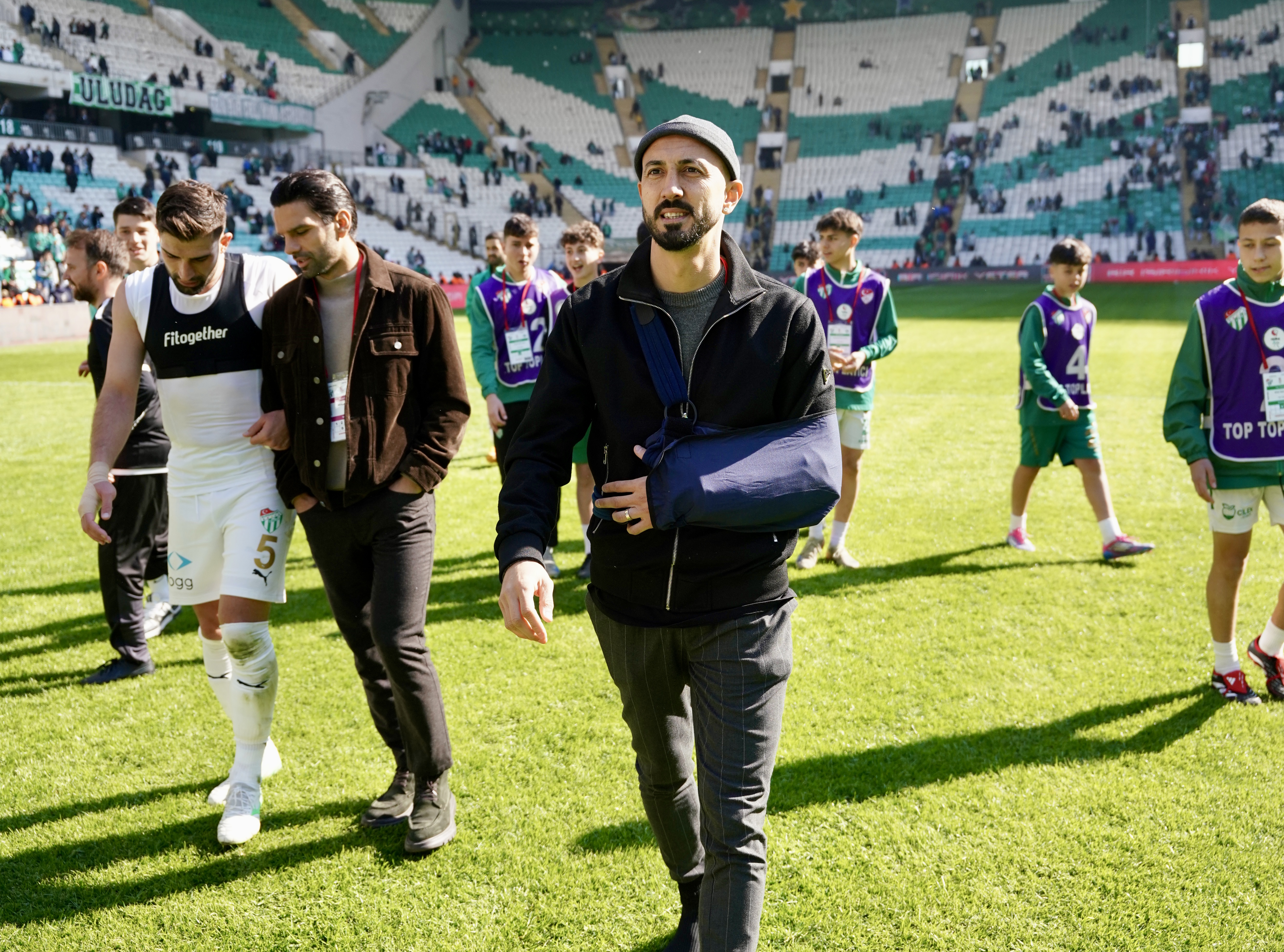 Ahmet İlhan sakatlandı!
