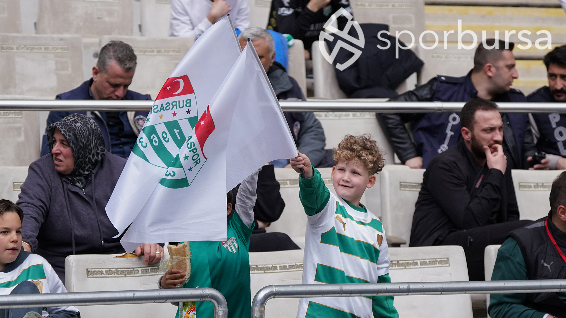 Bursaspor-23 Elazığ FK maçı taraftar fotoğrafları
