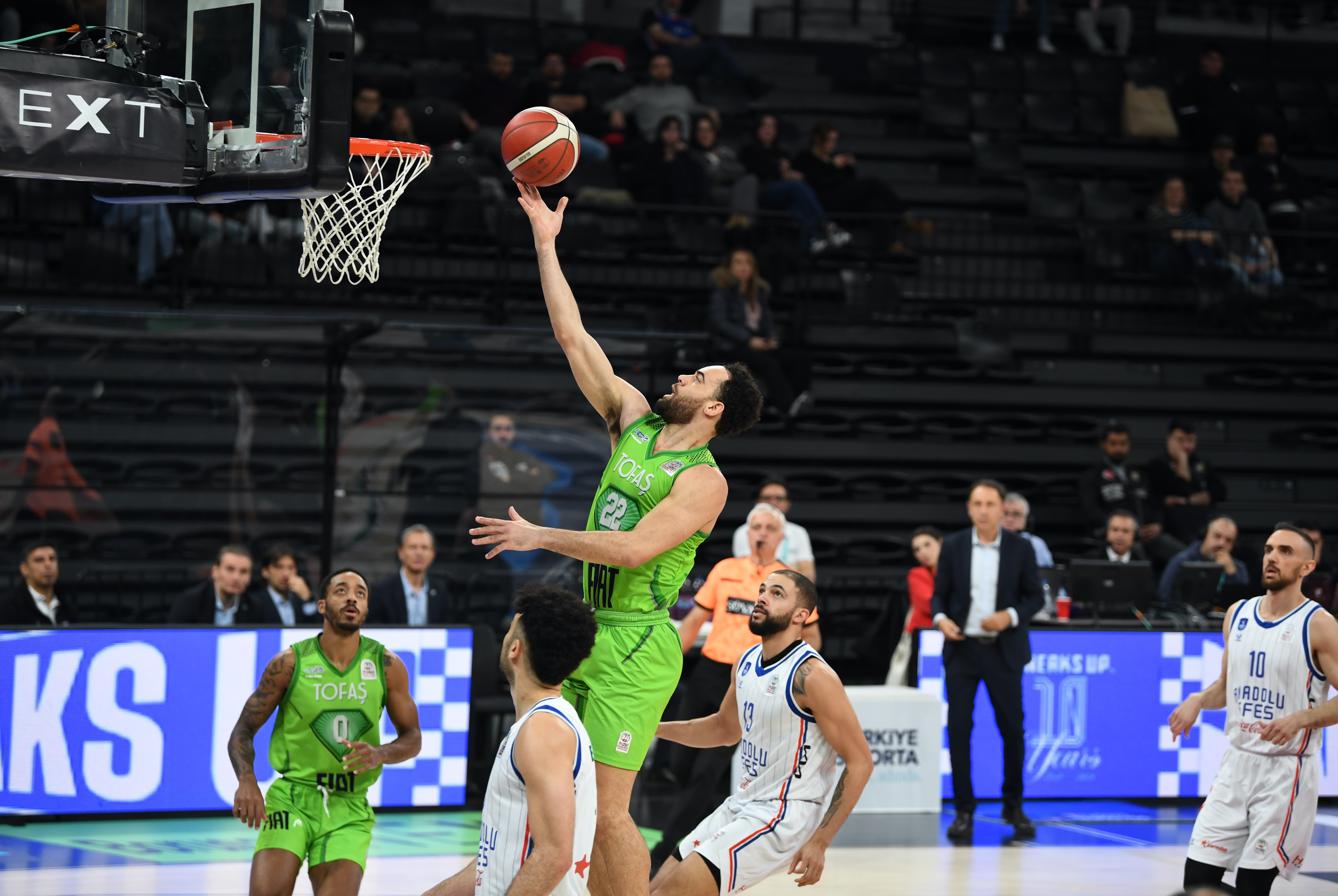 Tofaş, Efes’e direnemedi!