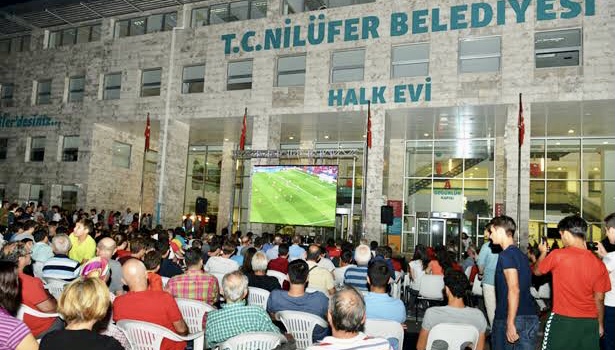 Nilüfer Belediyesi de dev ekran kuruyor!
