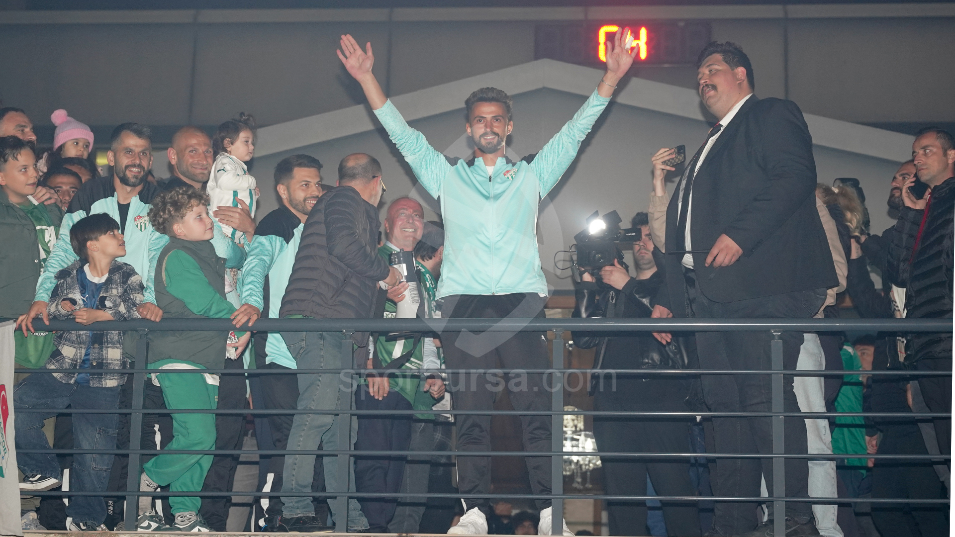 Furkan Saki hayatının golünü attı!