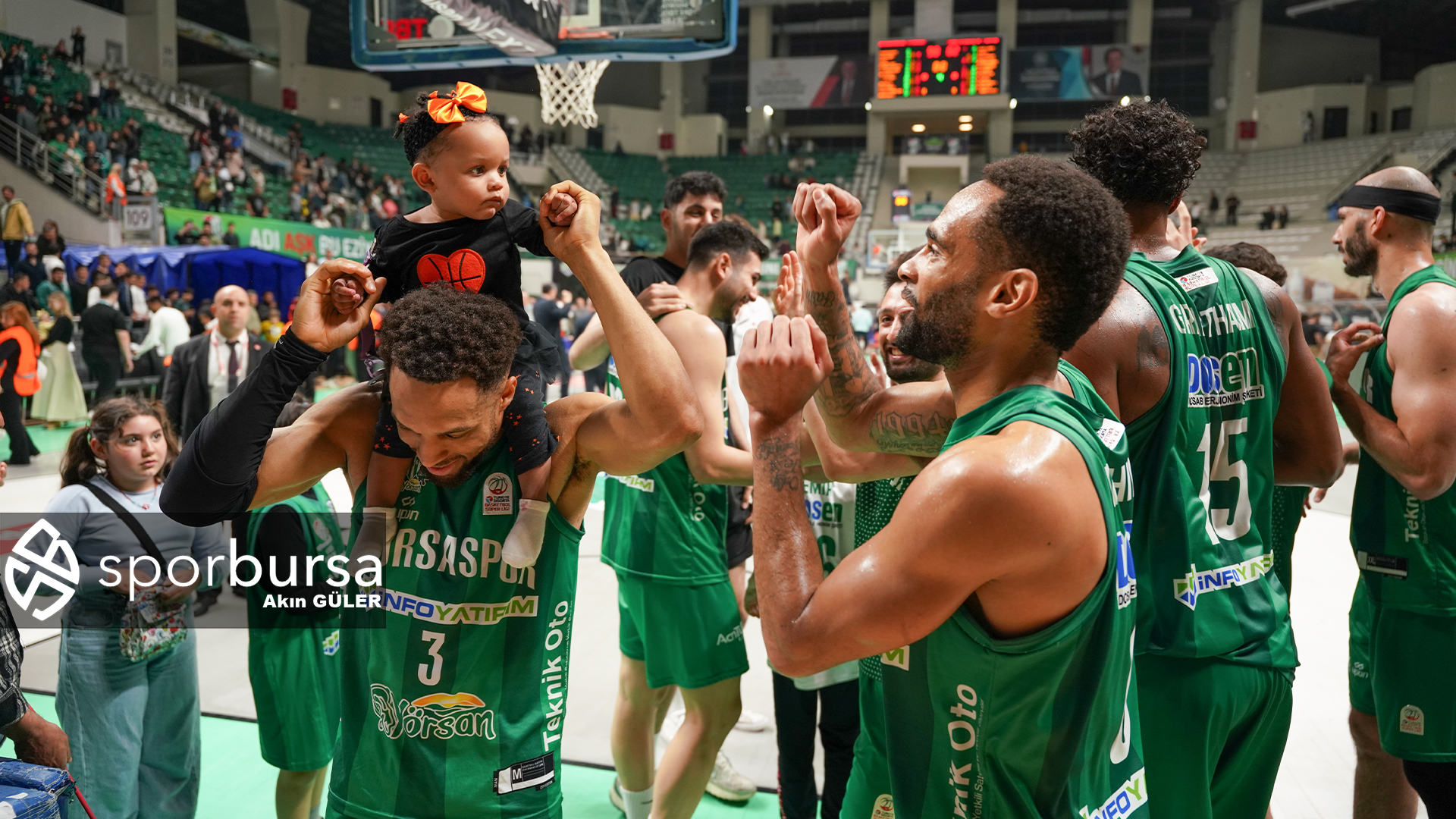 Foto Galeri - Bursaspor Yörsan-Darüşşafaka Lassa maç fotoğrafları