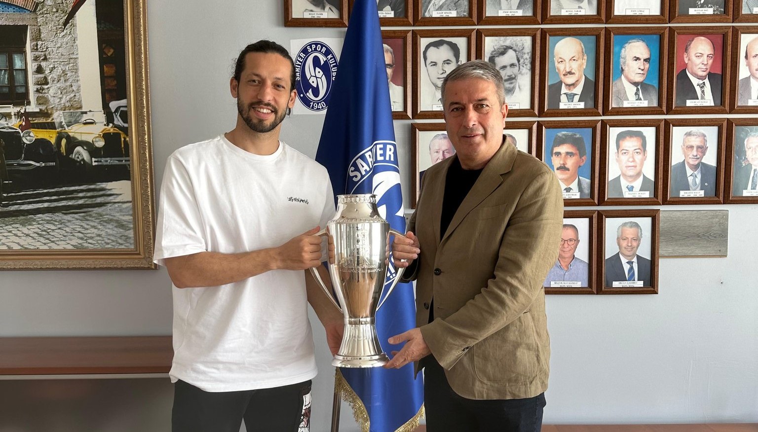 Bursaspor'un istediği stoper kulübüne veda etti