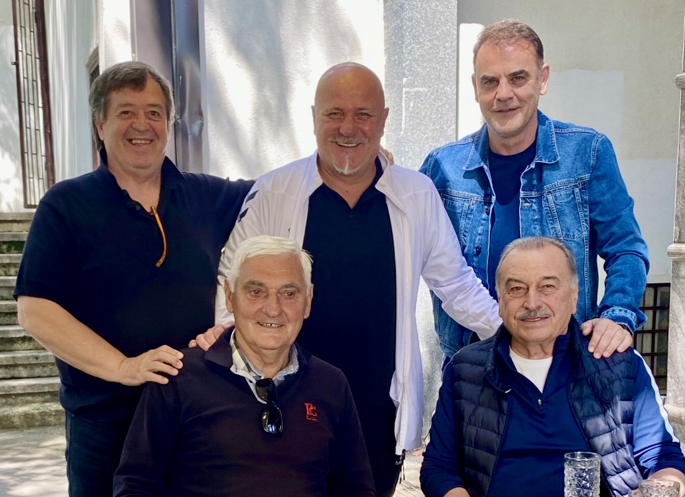 Eskimeyen Kramponlar  Balkan turunda
