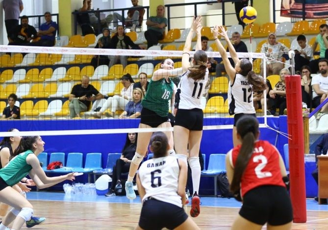 Nilüfer’in gençleri veda etti