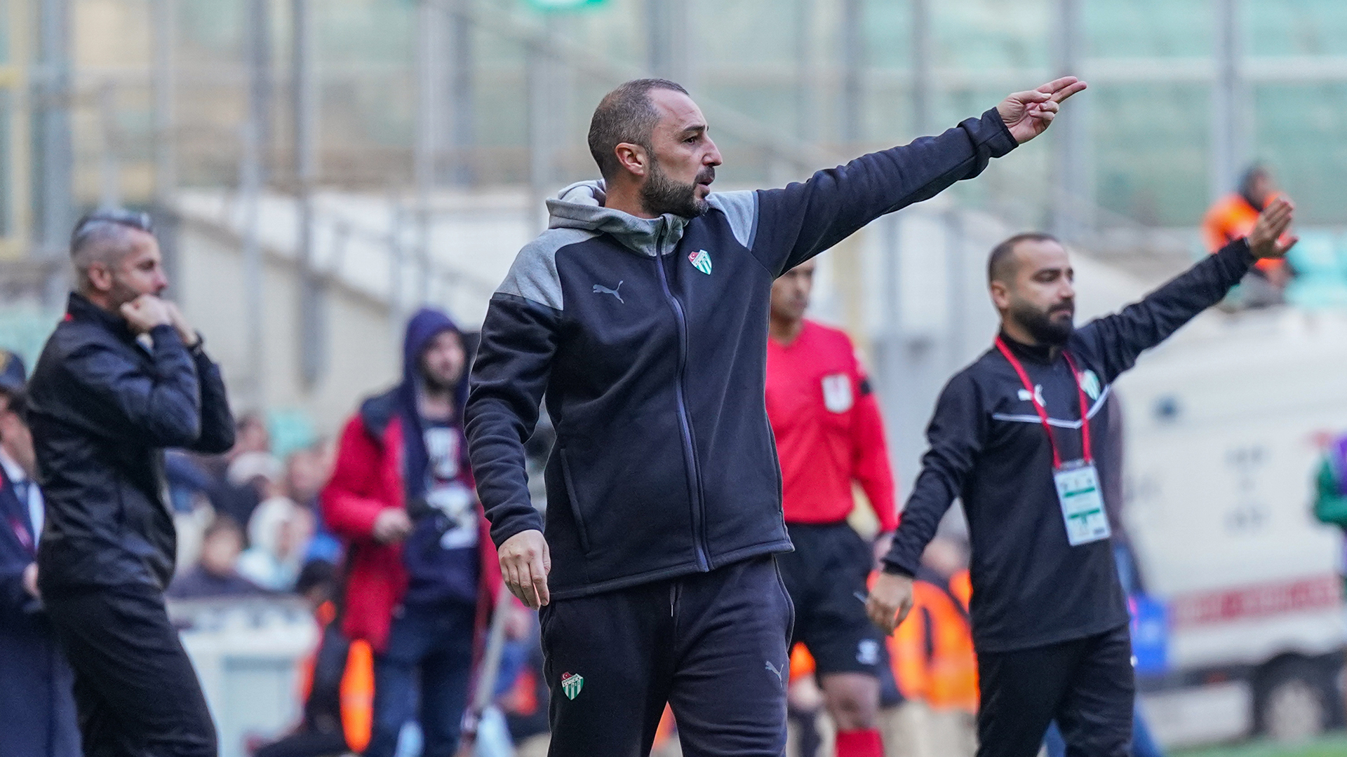 Adem Çağlayan yakın takipte!