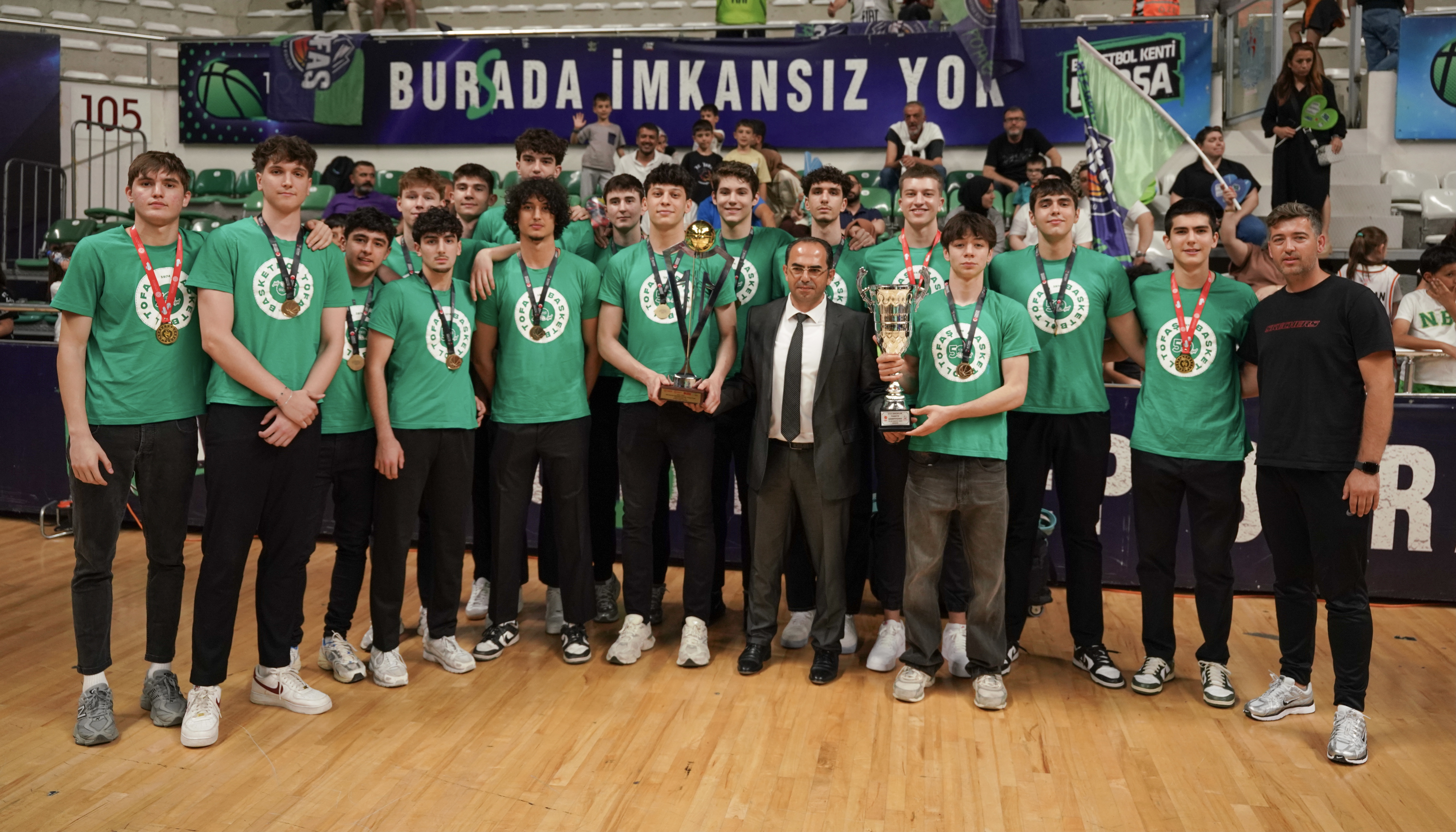 Alkışlar Tofaş’ın genç şampiyonlarına