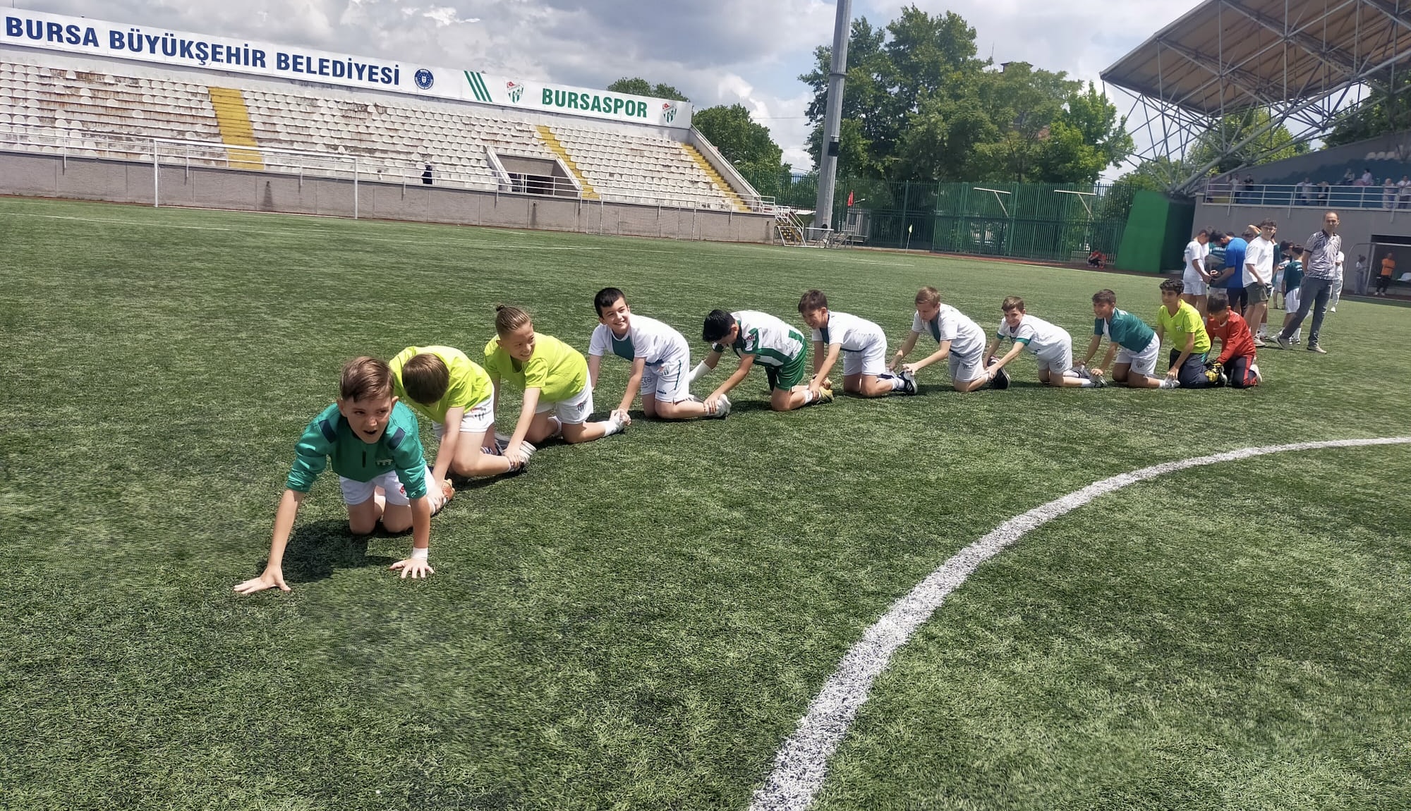 Bursaspor yeni yıldızlarını arıyor!
