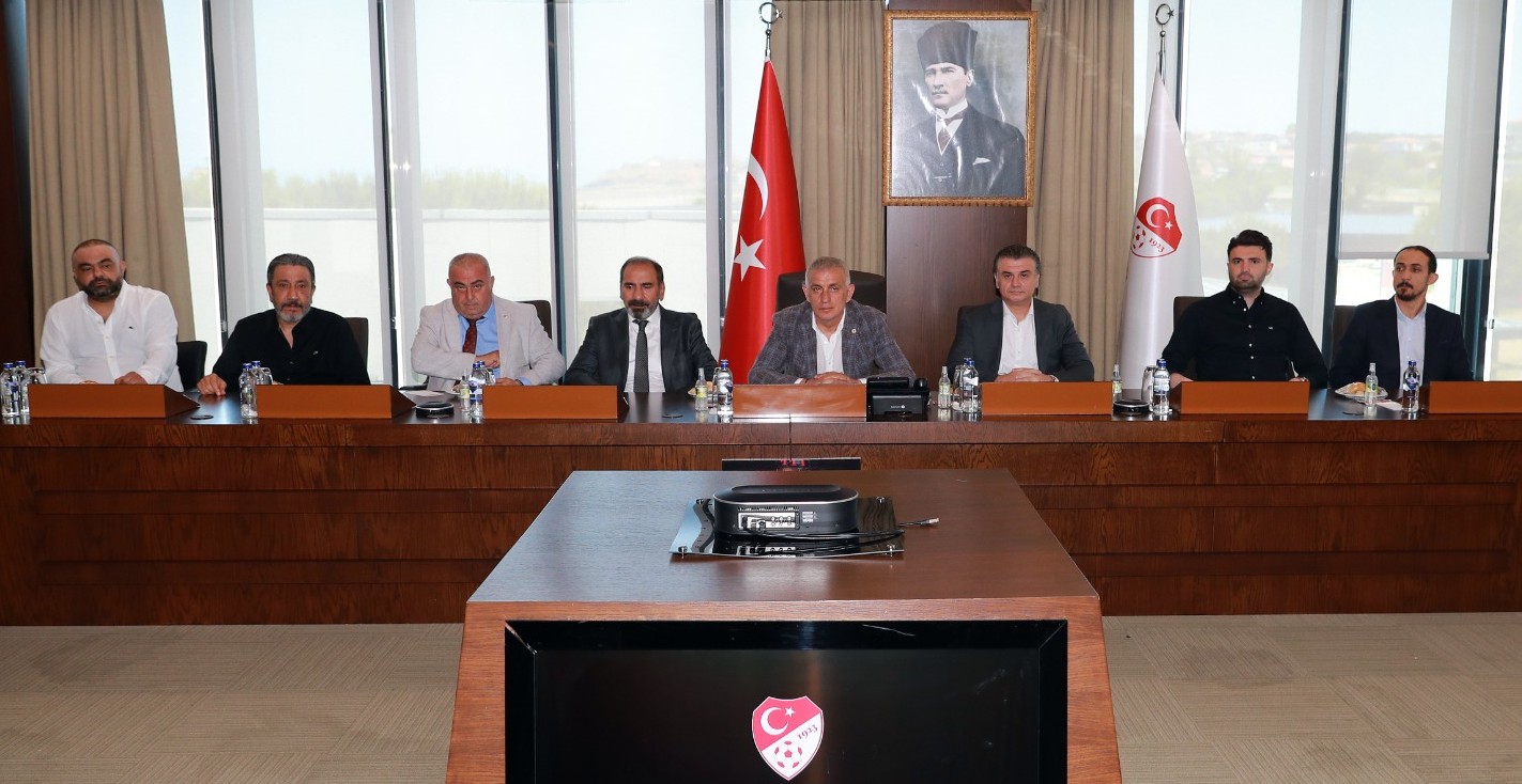 Yabancıya izin çıkmadı!