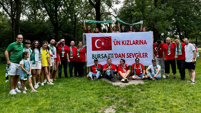 Bursaspor Europe,  Sultanlara  tam destek verdi!