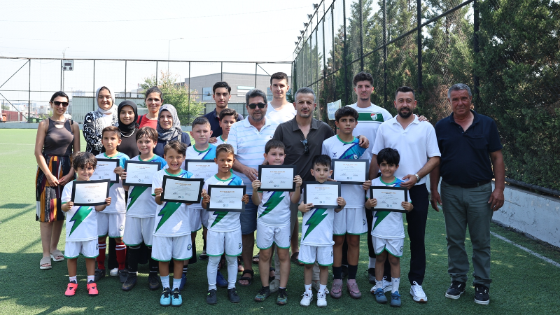 Nilüfer Yaz Spor okulunda sertifika heyecanı