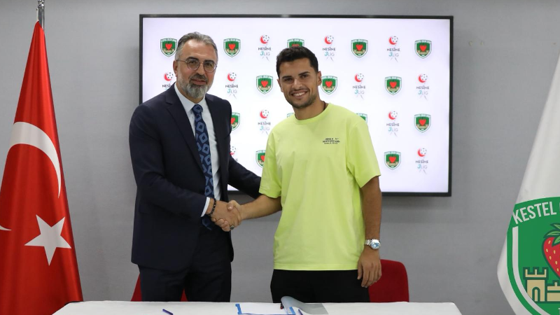 Kestel Çilekspor’da 4 imza birden