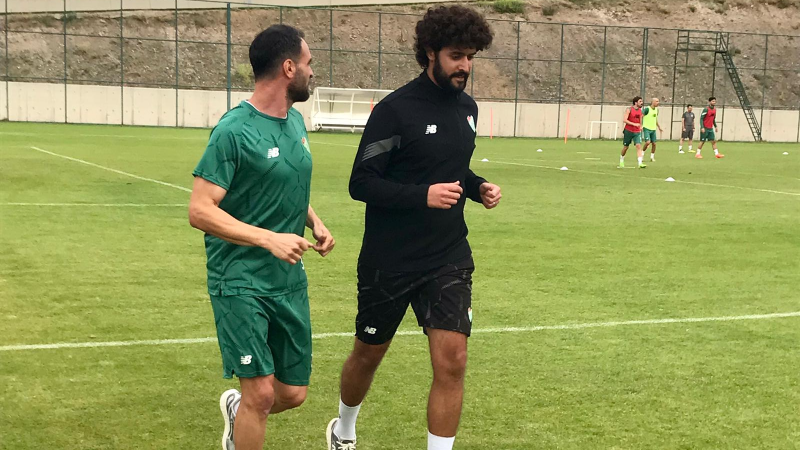 Timsah’ın Erzurum kampından 2 erken ayrılık!