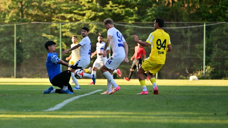 Karacabey Belediyespor evine döndü