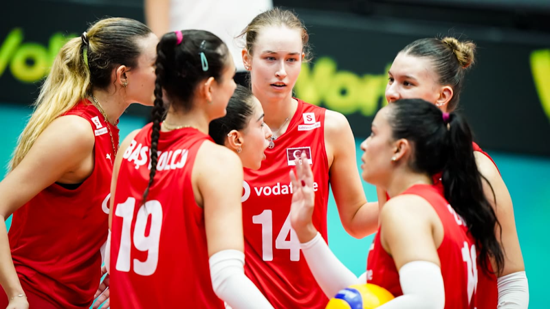 Genç Sultanlar Dünya 8.si oldu