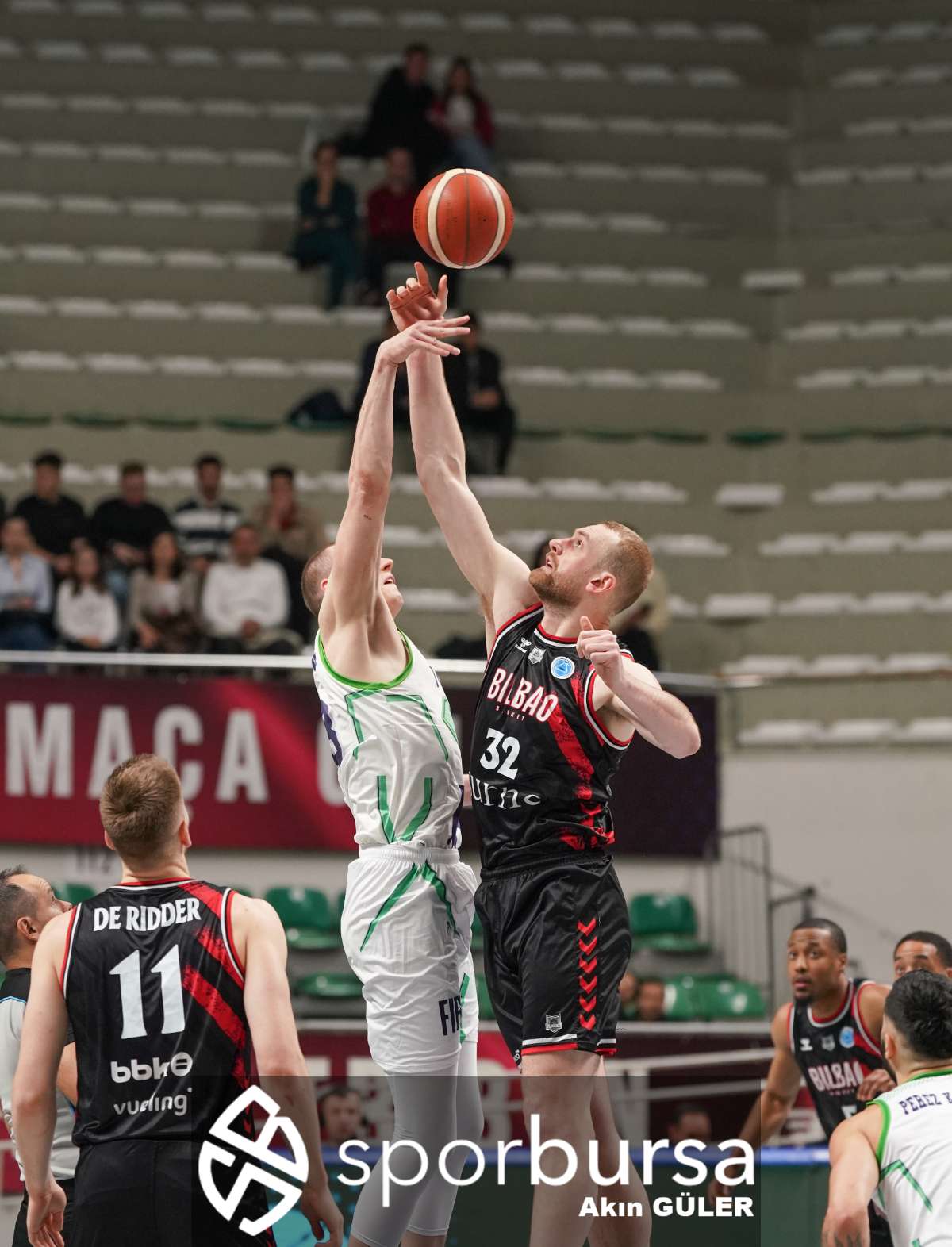 TOFAŞ - SURNEO BİLBAO BASKET MAÇ FOTOĞRAFLARI