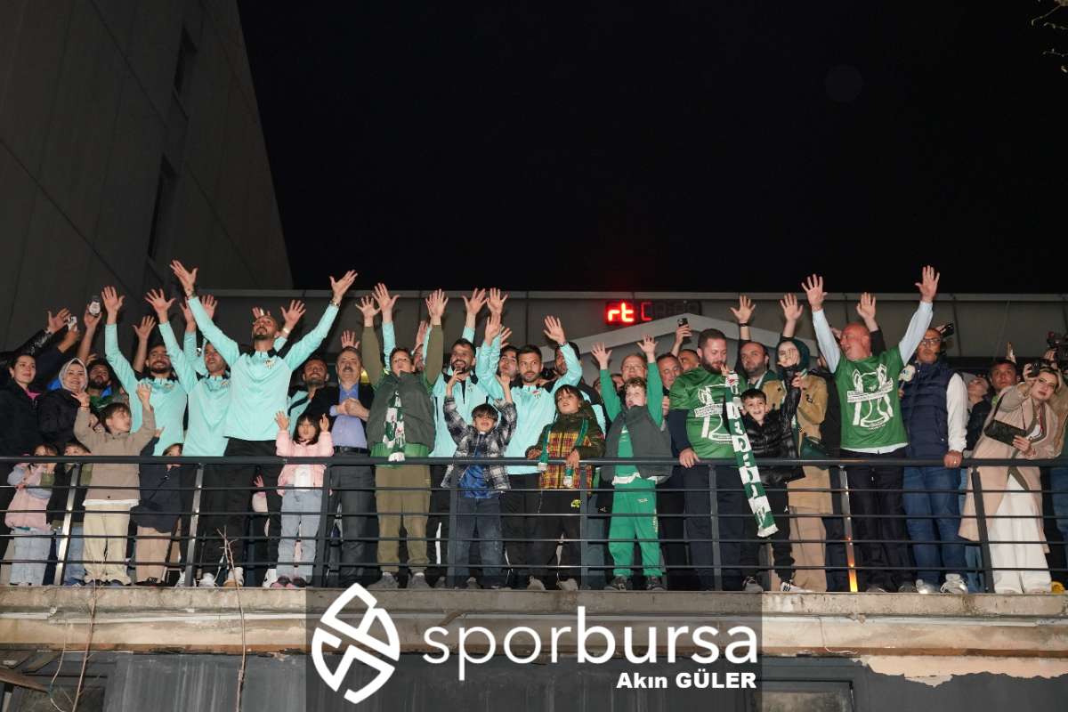 BURSASPOR ŞAMPİYONLUK KUTLAMASI