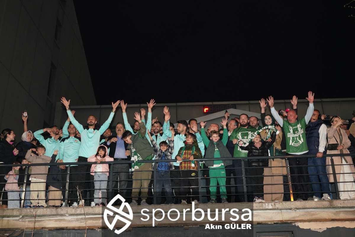 BURSASPOR ŞAMPİYONLUK KUTLAMASI