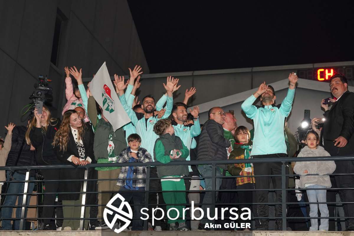 BURSASPOR ŞAMPİYONLUK KUTLAMASI