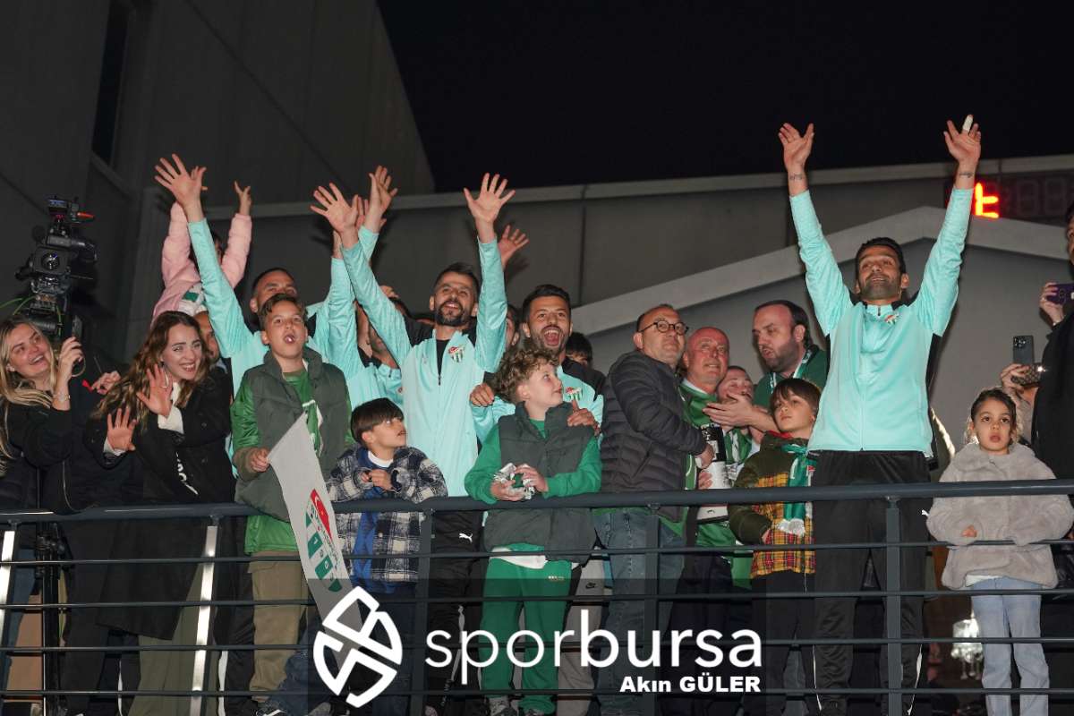 BURSASPOR ŞAMPİYONLUK KUTLAMASI