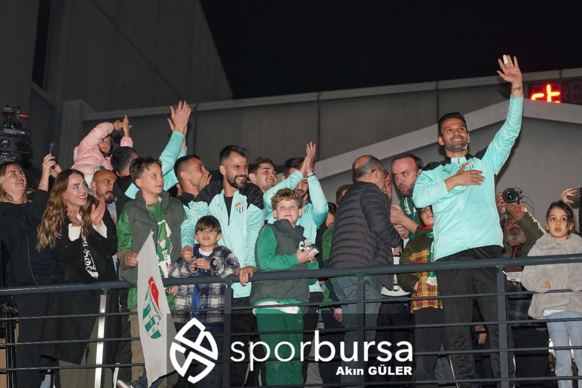 BURSASPOR ŞAMPİYONLUK KUTLAMASI