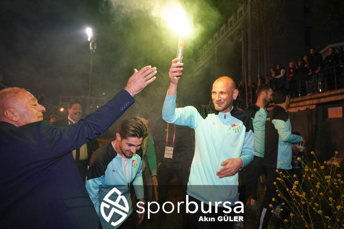BURSASPOR ŞAMPİYONLUK KUTLAMASI
