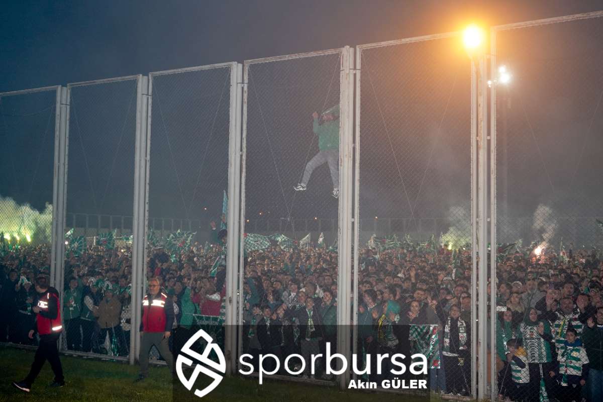 BURSASPOR ŞAMPİYONLUK KUTLAMASI