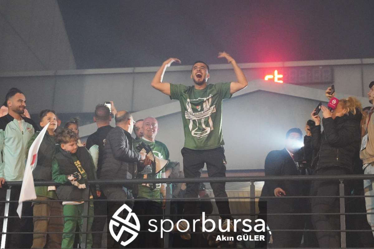 BURSASPOR ŞAMPİYONLUK KUTLAMASI
