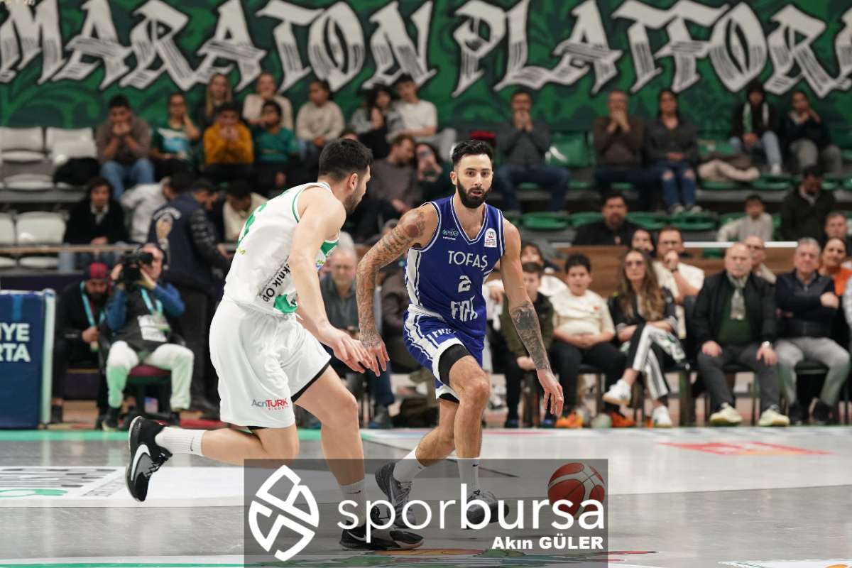 POTADA BURSA DERBİSİNDE BURSASPOR YÖRSAN TOFAŞ'I 98-93 MAĞLUP ETTİ