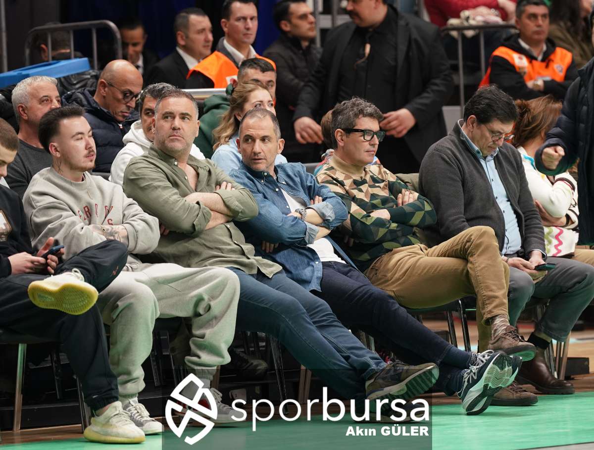 POTADA BURSA DERBİSİNDE BURSASPOR YÖRSAN TOFAŞ'I 98-93 MAĞLUP ETTİ