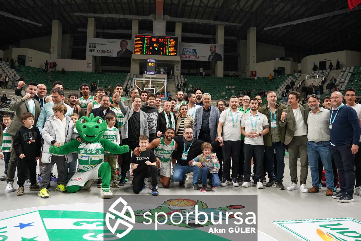 POTADA BURSA DERBİSİNDE BURSASPOR YÖRSAN TOFAŞ'I 98-93 MAĞLUP ETTİ