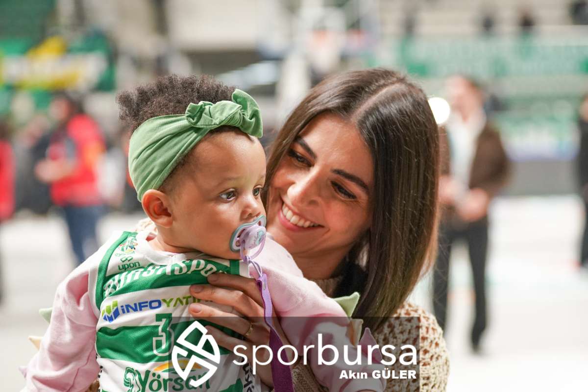 BURSASPOR YÖRSAN - BEŞİKTAŞ FİBABANKA MAÇ FOTOĞRAFLARI