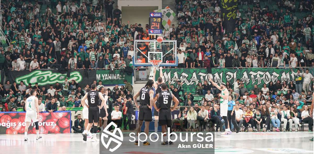 BURSASPOR YÖRSAN - BEŞİKTAŞ FİBABANKA MAÇ FOTOĞRAFLARI