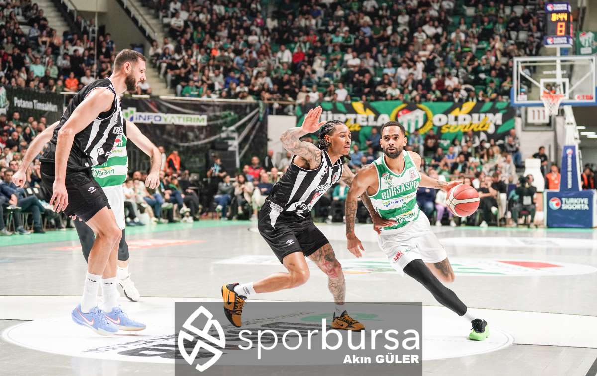 BURSASPOR YÖRSAN - BEŞİKTAŞ FİBABANKA MAÇ FOTOĞRAFLARI